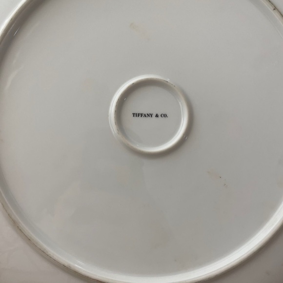 Set of two Tiffany Plates - Picture 2 of 2